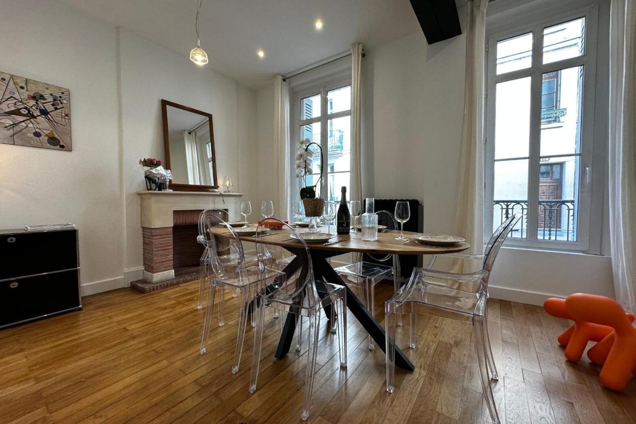 In The Beautiful Districts Of Tours A "Particular" With Great Comfort Villa Eksteriør billede