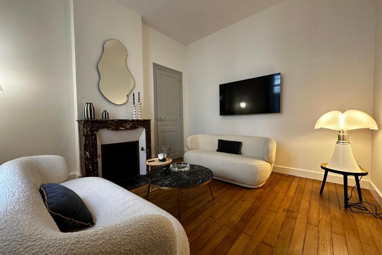 In The Beautiful Districts Of Tours A "Particular" With Great Comfort Villa Eksteriør billede