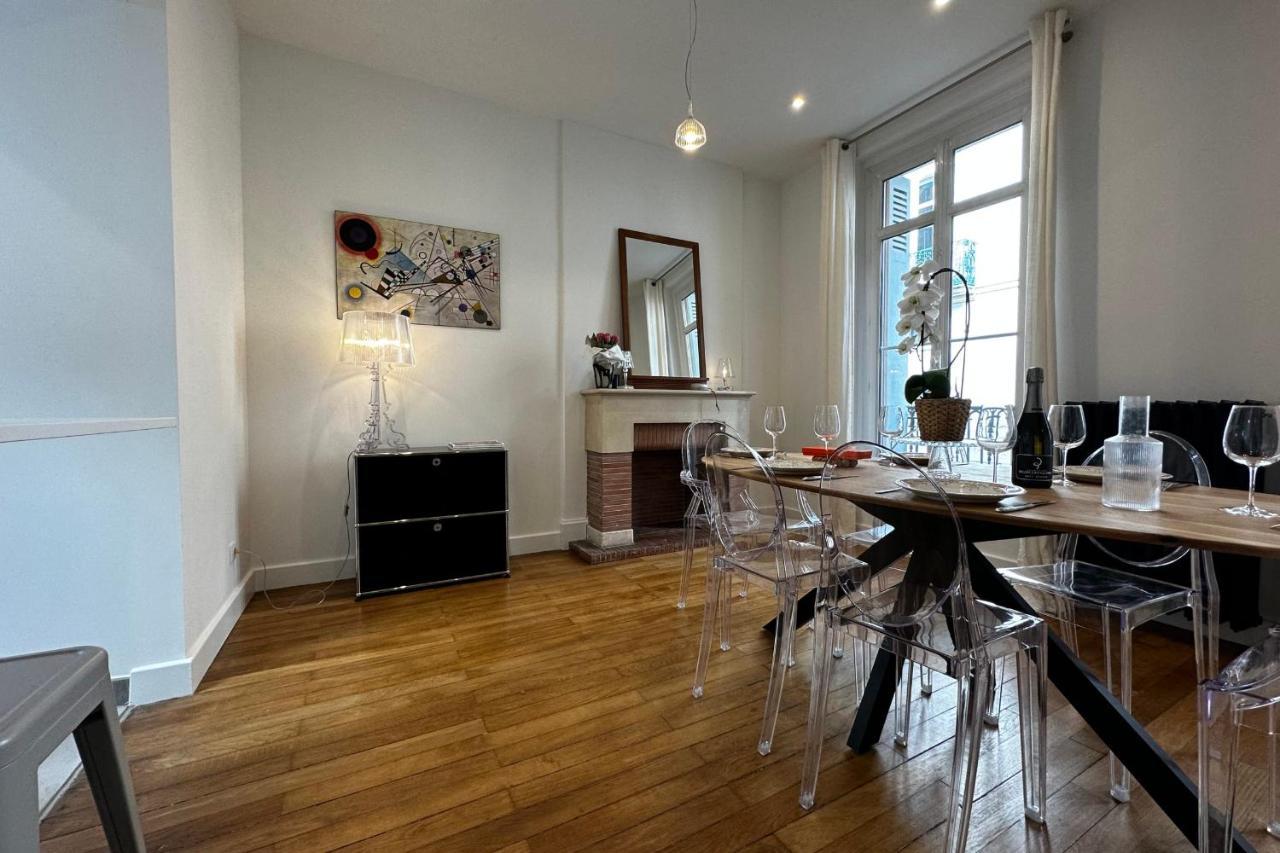 In The Beautiful Districts Of Tours A "Particular" With Great Comfort Villa Eksteriør billede